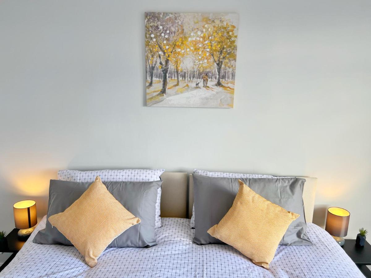 Cheerful 3 Bedroom Home With Netflix And Wi-Fi ミドルトン エクステリア 写真