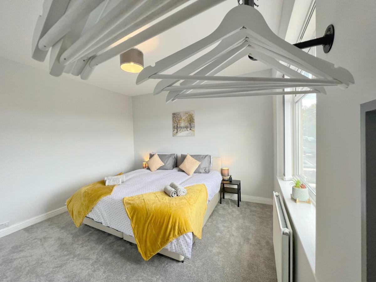 Cheerful 3 Bedroom Home With Netflix And Wi-Fi ミドルトン エクステリア 写真